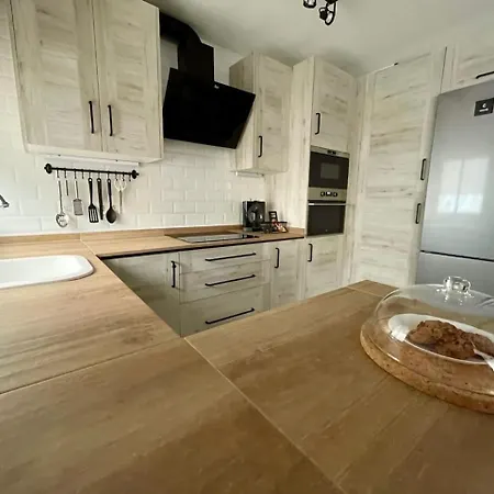 3 Hab Con Parking Junto A La Playa Apartment Nerja