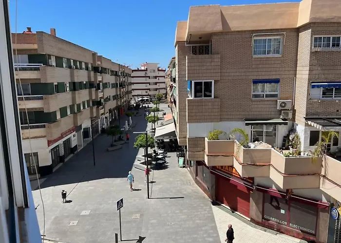 3 Hab Con Parking Junto A La Playa * Нерха